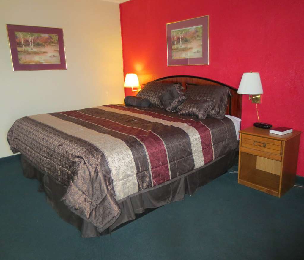America'S Best Inn And Suites Emporia Δωμάτιο φωτογραφία